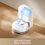 Încarcă imaginea în vizualizatorul Galerie, Dreame D10 Plus Gen 2 Robot Vacuum with automatic dust collection feature.
